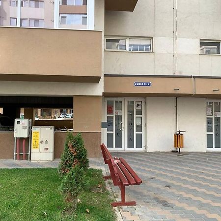 Lovely Bacau 1 Bedroom Apartment 外观 照片