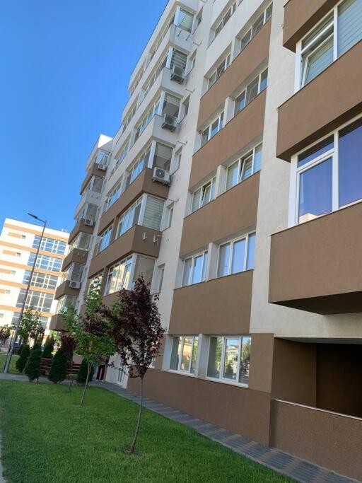 Lovely Bacau 1 Bedroom Apartment 外观 照片